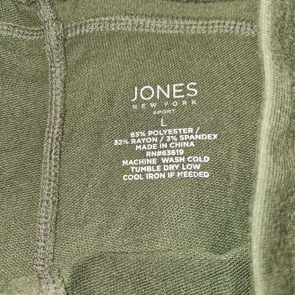 Jones New York Sport Capri Large New w/Tag Green Soft & Lightweight w/Pockets - Picture 3 of 8